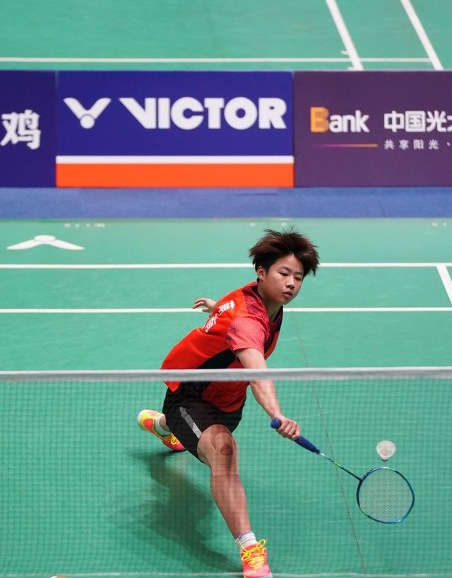 而是引导他 而是引导他