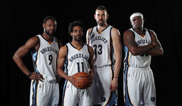 多功能前场 多功能前场